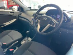 2012 Hyundai Accent 1.6 Gls/fluid A/t full